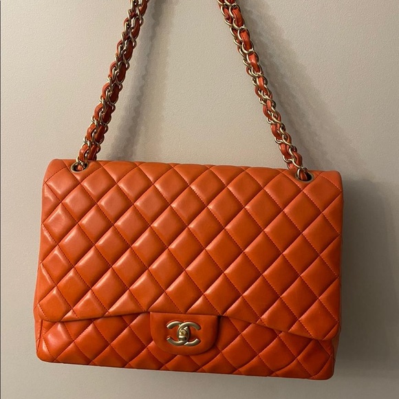 Chanel maxi classic bag - Picture 2 of 2